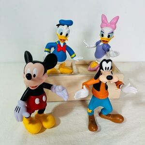 Disney-Mickey Mouse and Friends Articulated Figure Set